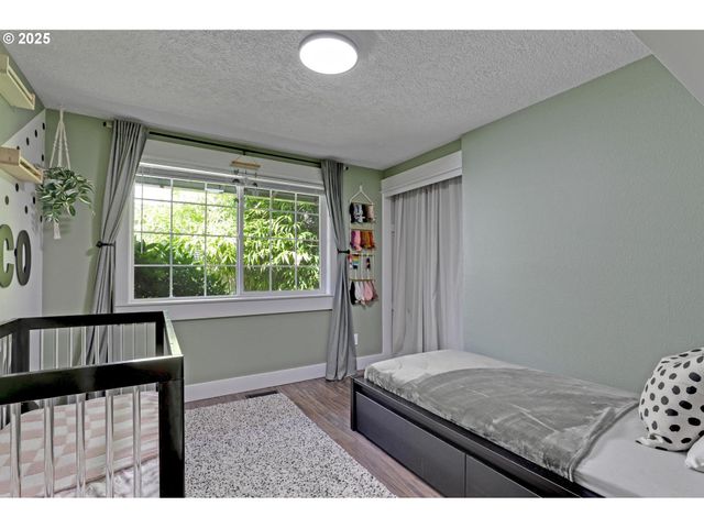 15249 Ne BEECH Ct, Portland, OR 97230