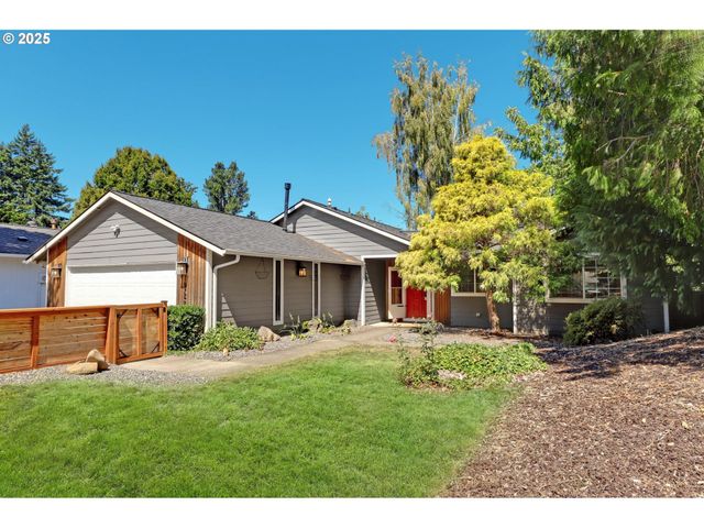 15249 Ne BEECH Ct, Portland, OR 97230