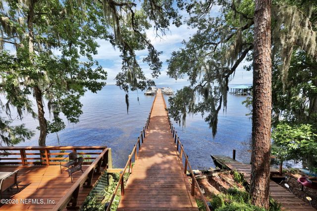 1076 MAINSAIL Lane, Switzerland, FL 32259