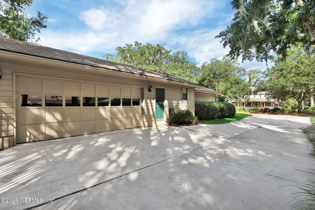 1076 MAINSAIL Lane, Switzerland, FL 32259