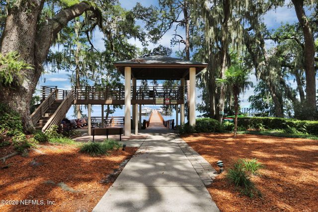 1076 MAINSAIL Lane, Switzerland, FL 32259