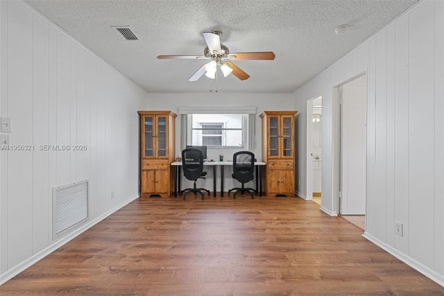 1110 NW 90th Way, Plantation, FL 33322