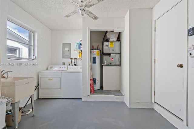 1110 NW 90th Way, Plantation, FL 33322