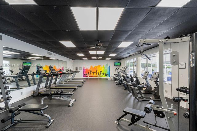 1110 NW 90th Way, Plantation, FL 33322