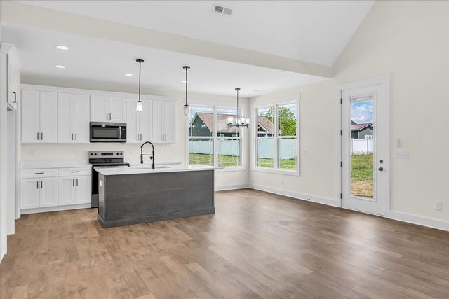 1459 Smartt Station Rd, Morrison, TN 37357