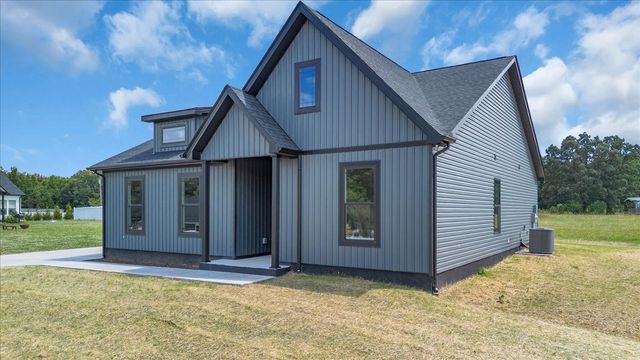1459 Smartt Station Rd, Morrison, TN 37357