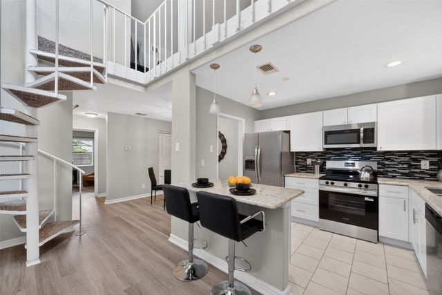 9145 Emberglow Lane, Dallas, TX 75243