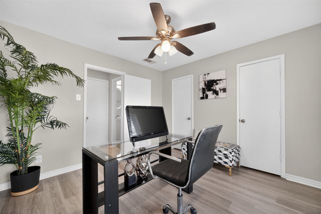 9145 Emberglow Lane, Dallas, TX 75243