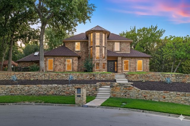 4300 Eaton Circle, Colleyville, TX 76034