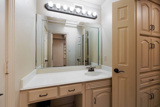 4300 Eaton Circle, Colleyville, TX 76034