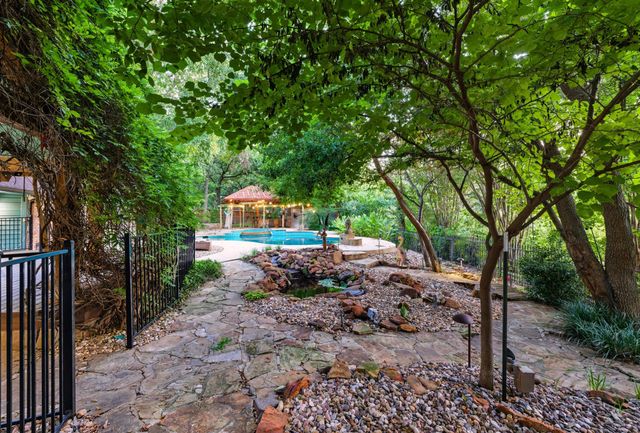 4300 Eaton Circle, Colleyville, TX 76034