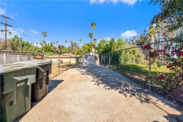 7247 Pontoosuc, Riverside, CA 92504