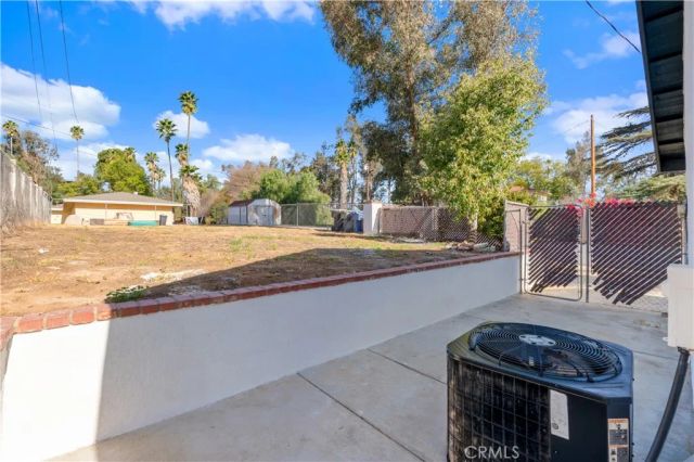 7247 Pontoosuc, Riverside, CA 92504