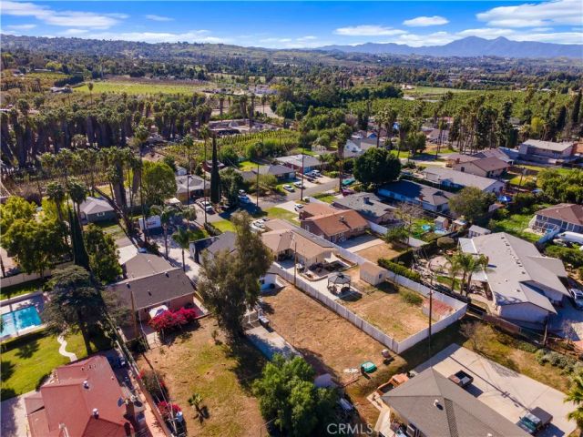 7247 Pontoosuc, Riverside, CA 92504