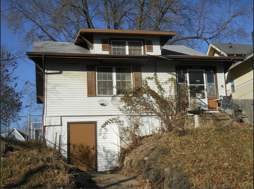 2322 Newberry Street, Davenport, IA 52804