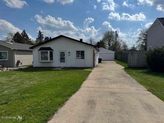 6631 Cloverton Drive, Waterford Twp, MI 48329