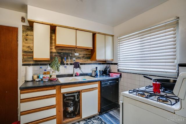 4518 Barbara Place, Cincinnati, OH 45229