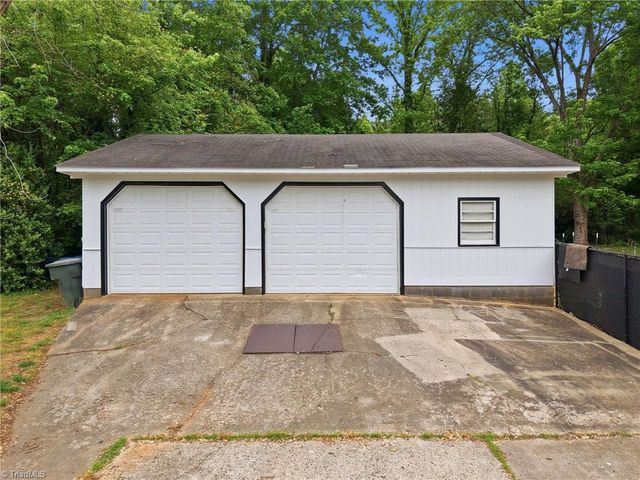 5710 Friendswood Drive, Greensboro, NC 27409