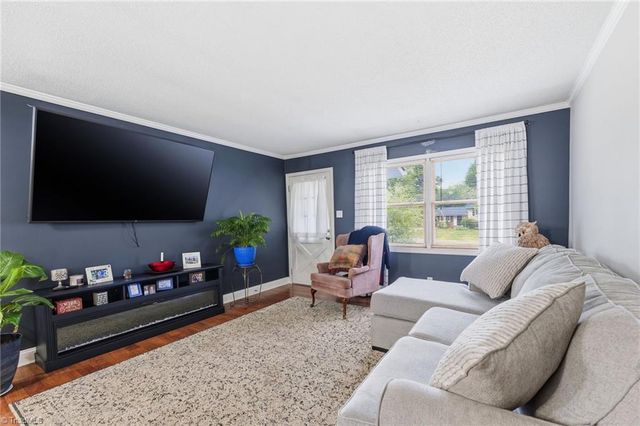 5710 Friendswood Drive, Greensboro, NC 27409