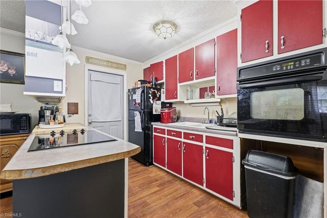 5710 Friendswood Drive, Greensboro, NC 27409