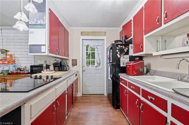 5710 Friendswood Drive, Greensboro, NC 27409