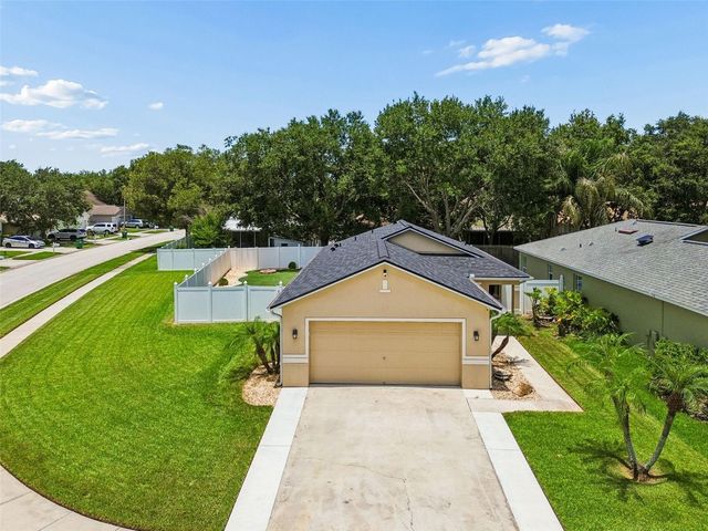 32323 FISH HOOK LOOP, Wesley Chapel, FL 33545