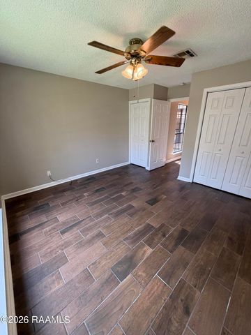 202 Long Plantation Boulevard F, Lafayette, LA 70508