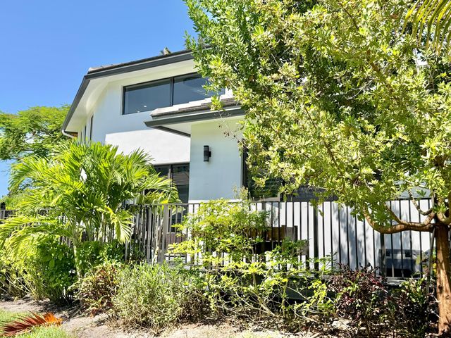 486 S Cortez Drive Circle S 486, Margate, FL 33068