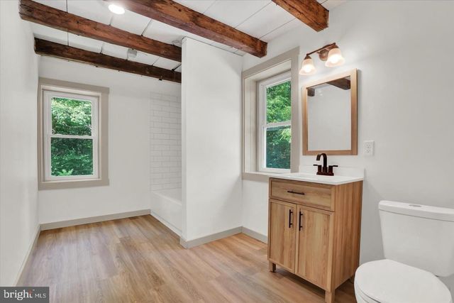 4025 CHERRY RUN RD, Glen Rock, PA 17327