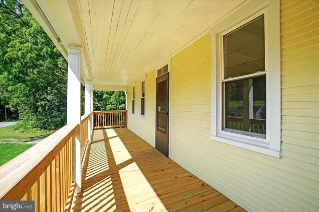 4025 CHERRY RUN RD, Glen Rock, PA 17327