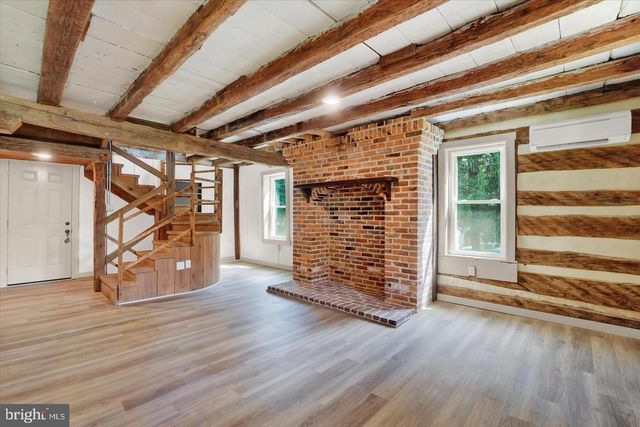 4025 CHERRY RUN RD, Glen Rock, PA 17327