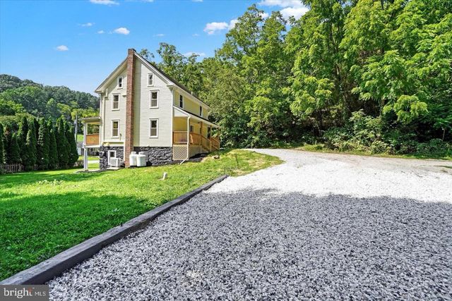 4025 CHERRY RUN RD, Glen Rock, PA 17327