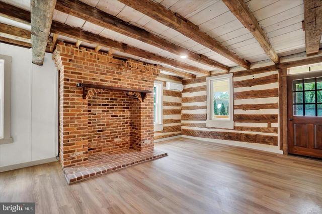 4025 CHERRY RUN RD, Glen Rock, PA 17327