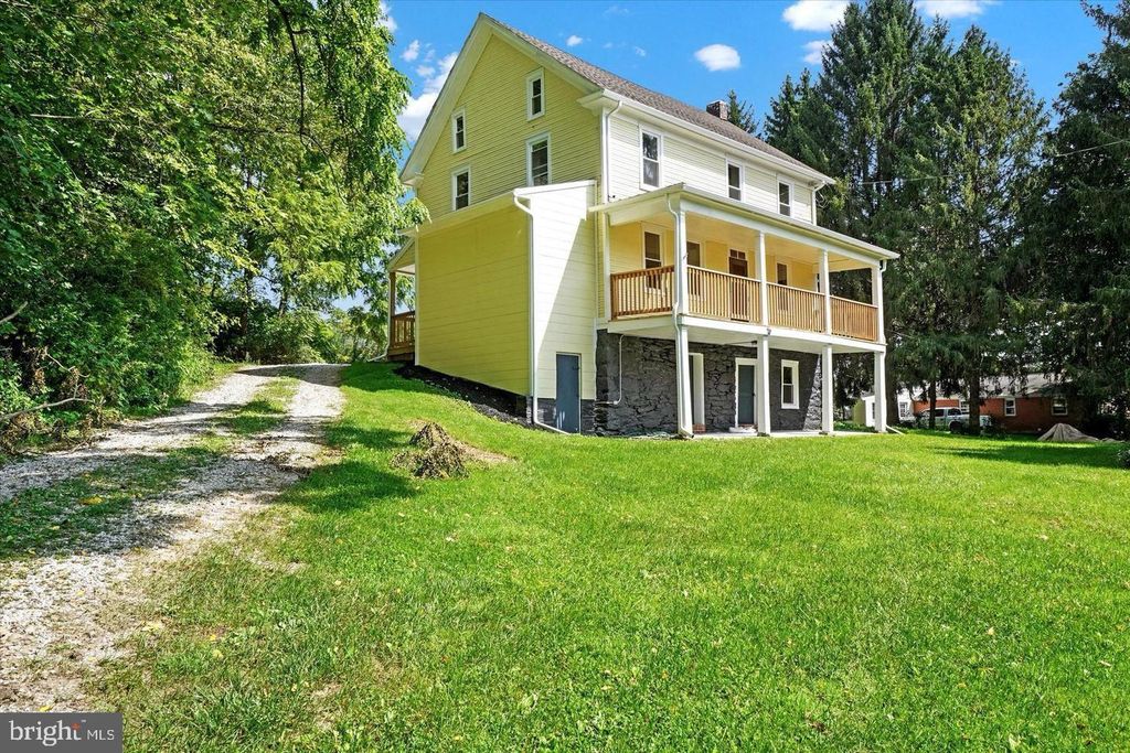 4025 CHERRY RUN RD, Glen Rock, PA 17327