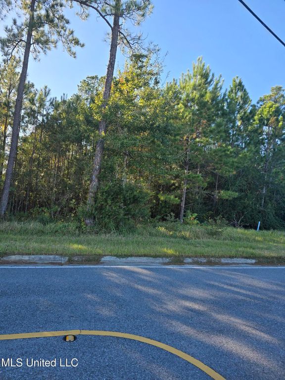 Lake Boulevard, Vancleave, MS 39565