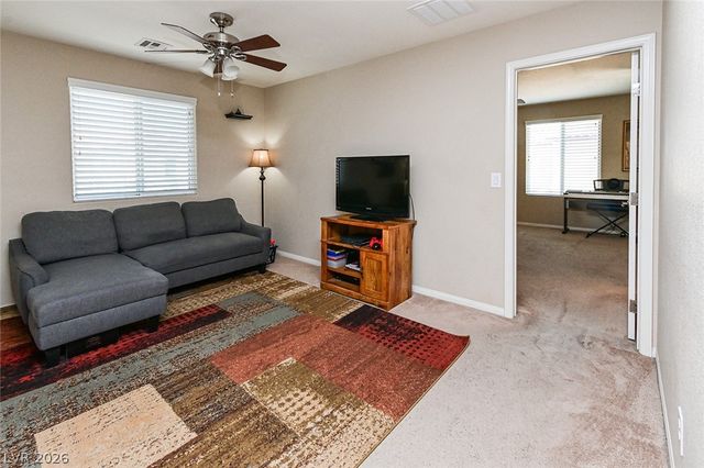 7494 Paces Mill Court, Las Vegas, NV 89113