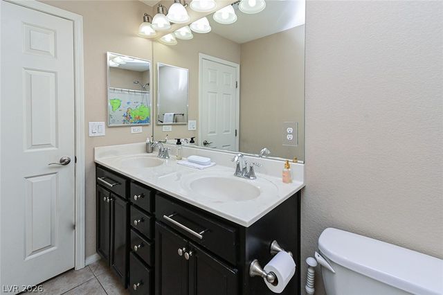 7494 Paces Mill Court, Las Vegas, NV 89113