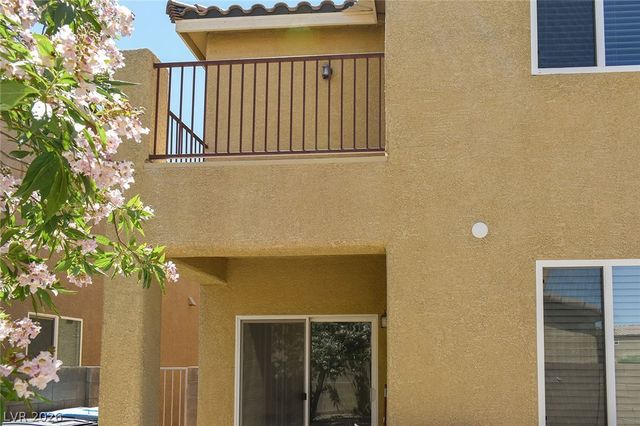 7494 Paces Mill Court, Las Vegas, NV 89113