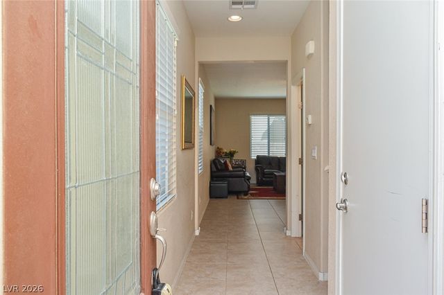 7494 Paces Mill Court, Las Vegas, NV 89113