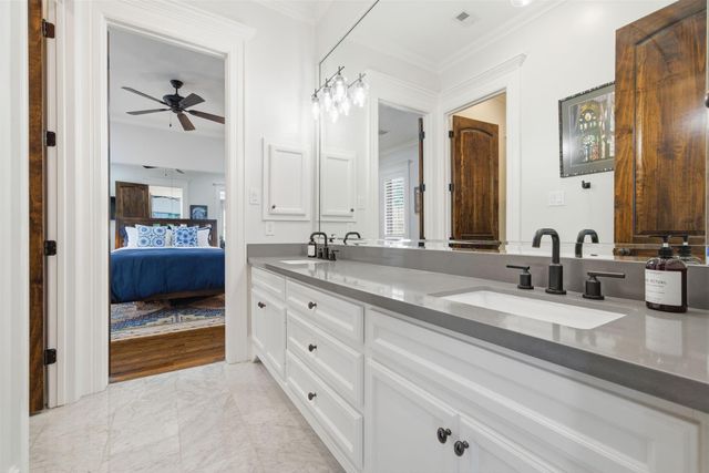 1418 Columbia Street, Houston, TX 77008