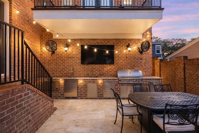 1418 Columbia Street, Houston, TX 77008