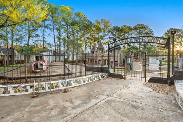 1418 Columbia Street, Houston, TX 77008