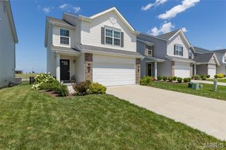 112 Baycrest Court, St Charles, MO 63301