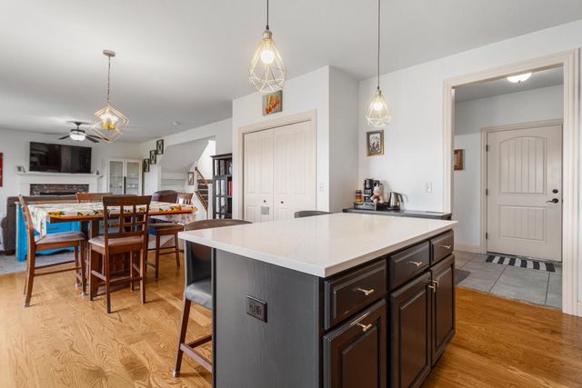 1208 White Oak Road, Mahomet, IL 61853