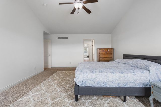 1208 White Oak Road, Mahomet, IL 61853