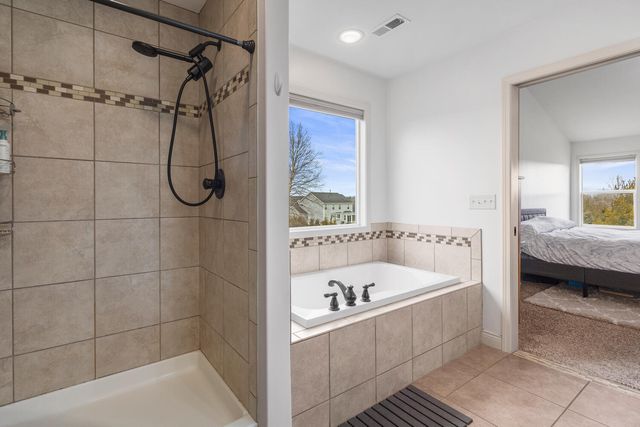 1208 White Oak Road, Mahomet, IL 61853