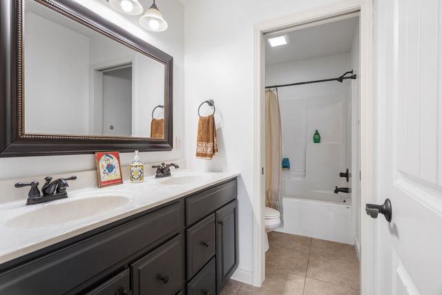 1208 White Oak Road, Mahomet, IL 61853