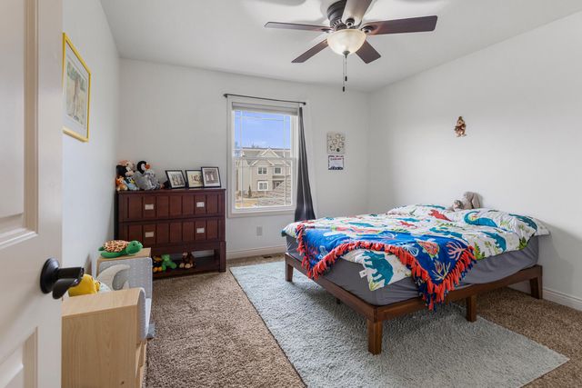 1208 White Oak Road, Mahomet, IL 61853