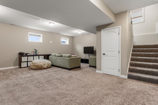 1208 White Oak Road, Mahomet, IL 61853