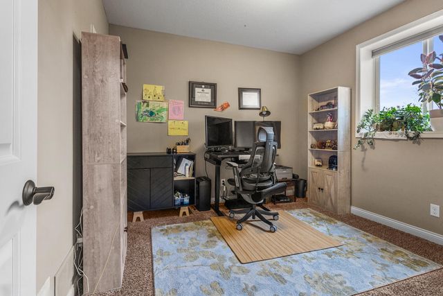 1208 White Oak Road, Mahomet, IL 61853